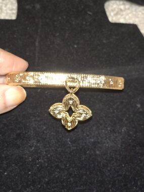 22kgp Dubai Jewelry Gold Tone Floral Charm Bangle Bracelet - Women Accessories